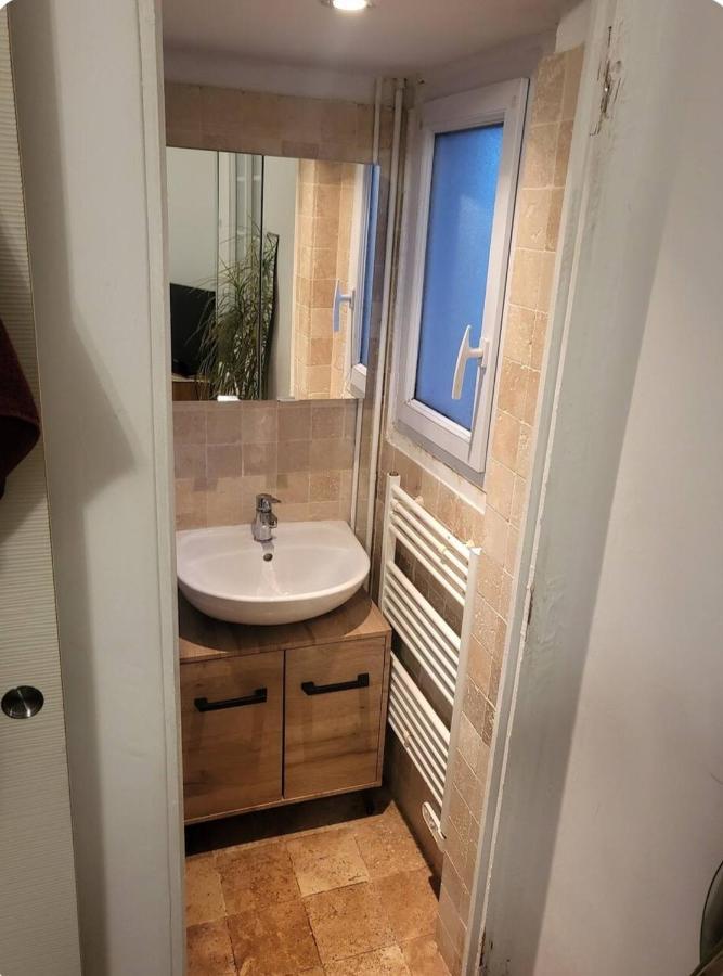 T2 Cosy Autonome H24 Parking Prive Attenant Tv 165Cm Netflix Wi-Fi Au Rez-De-Chaussee Алансон Экстерьер фото